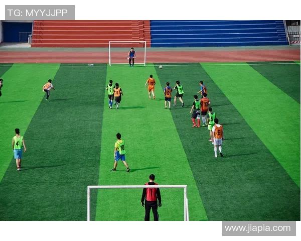 青山君足球：热爱与梦想交织的绿茵场上奋斗故事